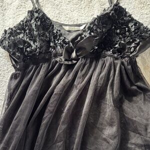 Elegant Black Lace-Trim Chemise with Satin Bow - Unbranded